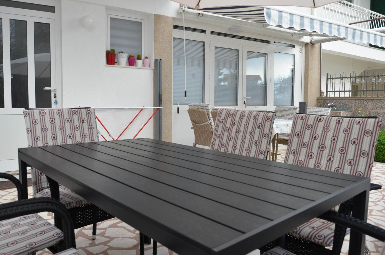 Ma-Lo Apartment Пировац Екстериор снимка